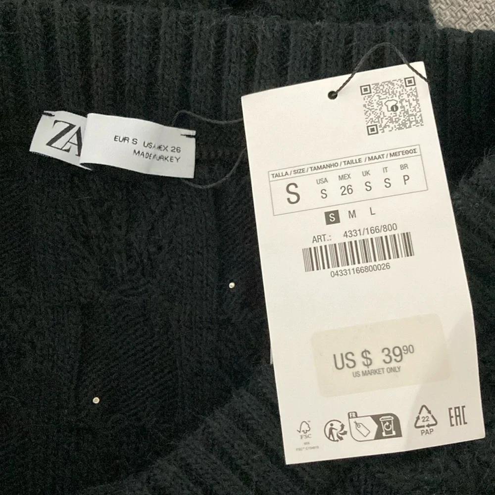 Zara Pearl Detail Cable Knit Mini Skirt
